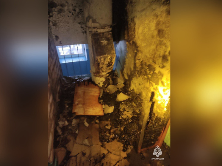 При пожаре в Уфе огнеборцы спасли 10 человек