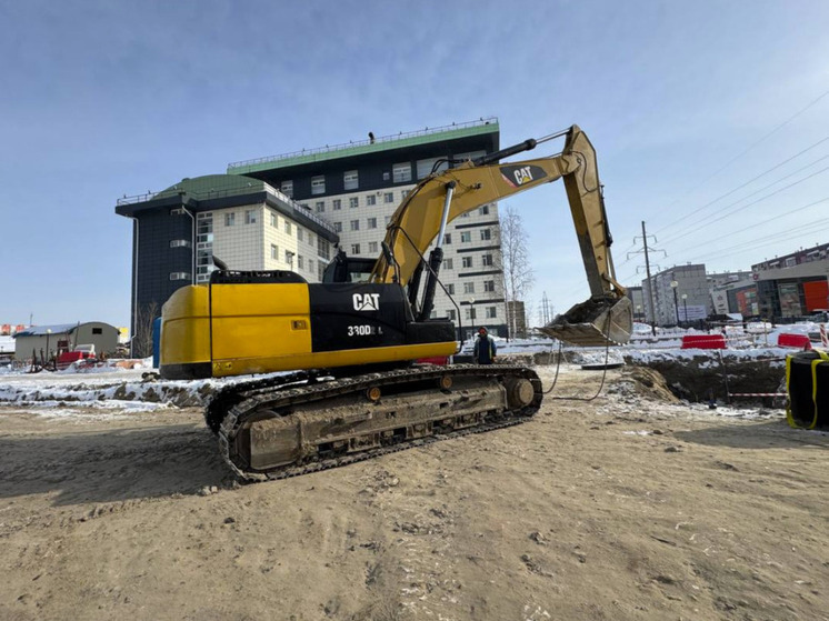 Новую парковку строят в 37-м микрорайоне Сургута