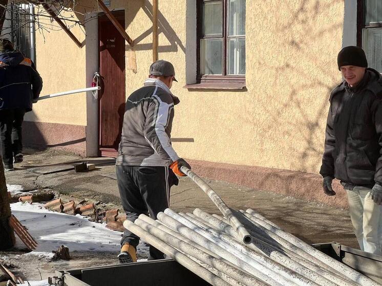 Карельские шефы закупили очередную партию материалов для работ в Васильевке