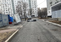 Синоптики и МЧС, которые еще со вчерашнего дня начали предупреждать о грядущем 9-балльном шторме в Москве, к сожалению, не промахнулись