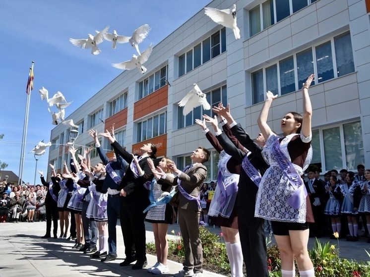 Последние звонки и выпускные в школах Чувашии пройдут 24 мая и 28 июня