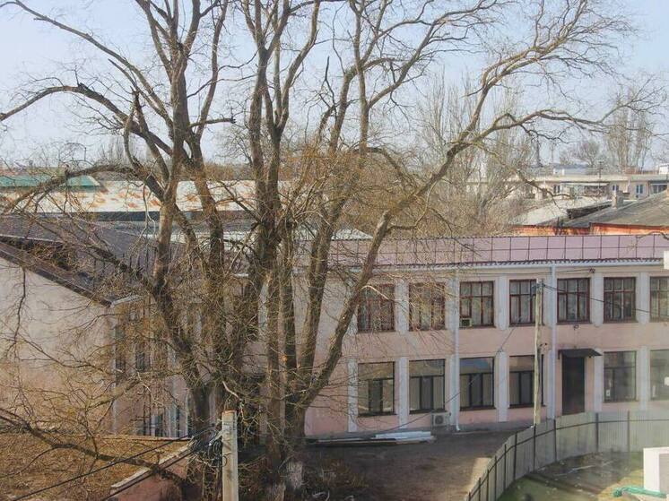 В Керчи досрочно завершили капремонт кровли здания Профцентра