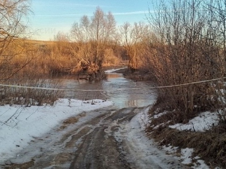 Две переправы ушли под воду в Нижегородской области
