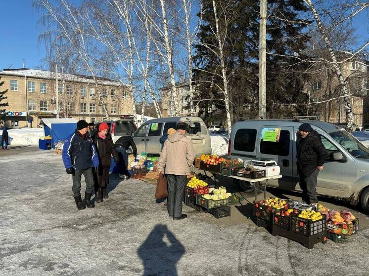 Барнаульцы закупились на продовольственной ярмарке на 3 млн рублей