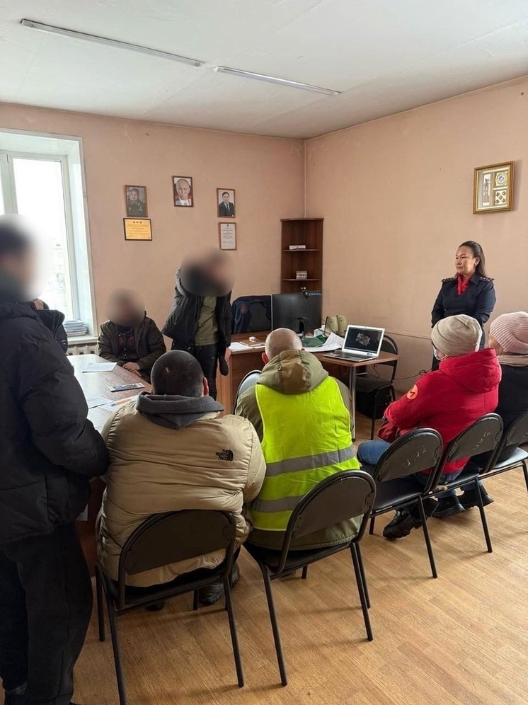 Активисты Общественного совета МВД Тувы встретились с осужденными