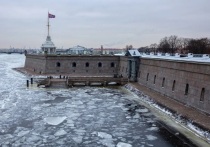 Заксобрание Петербурга рассмотрит проект закона о корректировке устава города из-за полуденного выстрела, который производят с Петропавловской крепости