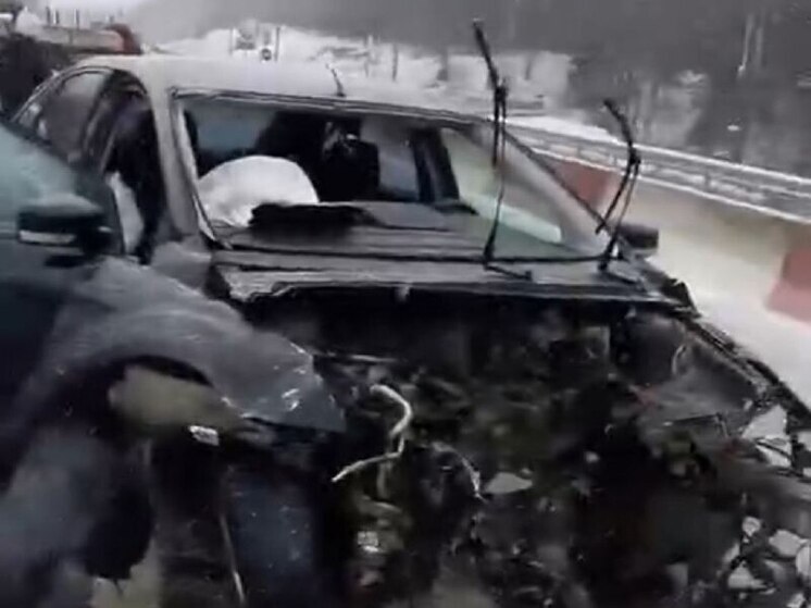 Жесткое ДТП произошло на мосту трассы А108 в Подмосковье