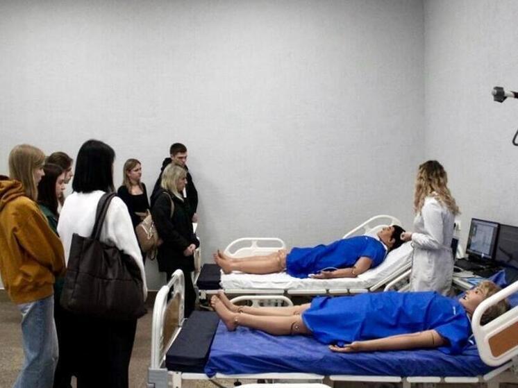  На день открытых дверей во Владимирский мединститут приехала молодежь из соседних областей