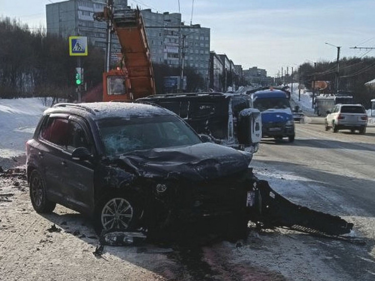 В Мурманске три человека пострадали в ДТП за минувшие сутки