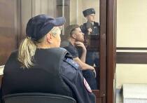 Центральный районный суд Барнаула 18 марта продлил меру пресечения в виде заключения под стражу бывшему заместителю главы краевой столицы Антону Шеломенцеву