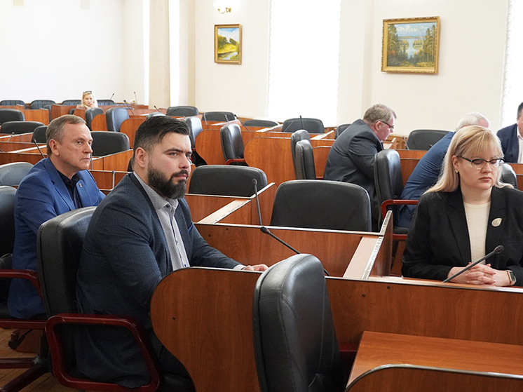Состоялось 21-е заседание комитета Смоленской областной Думы по строительству, ЖКХ, транспорту и энергетике