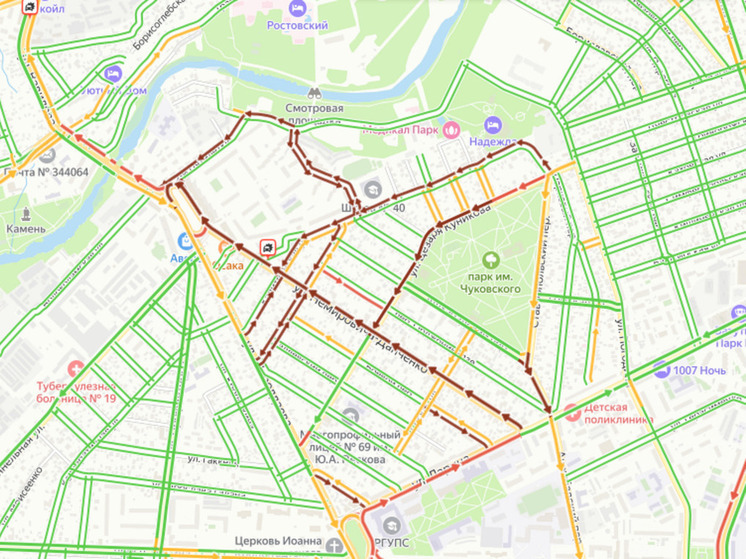 Гигантские пробки сковали движение в микрорайоне Каменка в Ростове