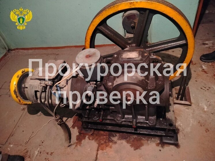 Прокуратура нашла нарушения в содержании лифтов УК в Туле
