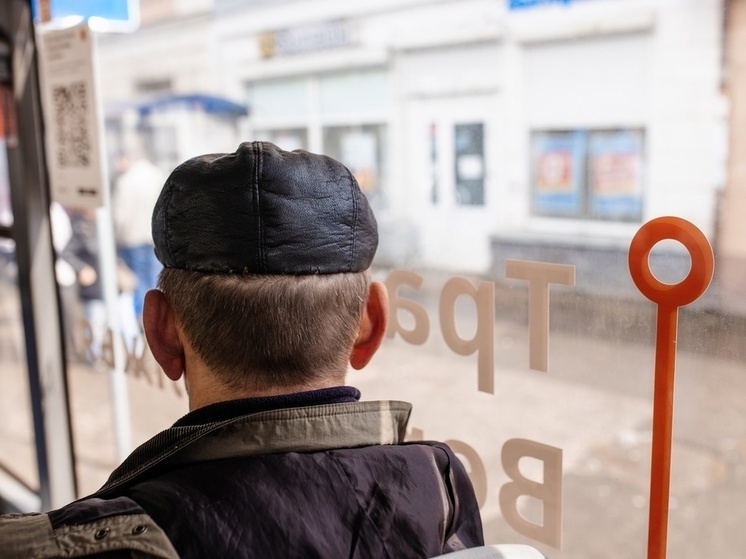 В Твери пассажир автобуса «разбил голову об валидатор»: перевозчик прокомментировал инцидент