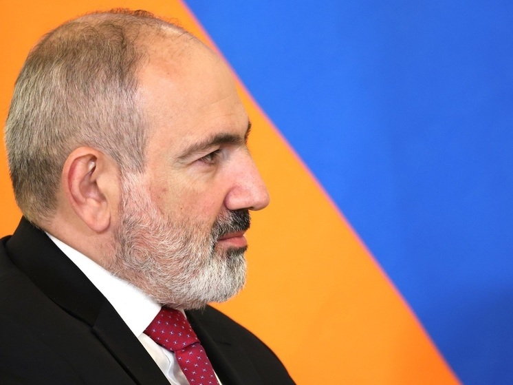 Пашинян: готов поставить подпись под мирным договором с Азербайджаном
