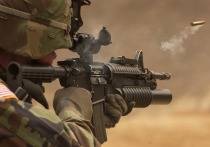 Полковник запаса ЛНР Виталий Киселев в беседе с РИА Новости заявил, что киевский режим уже на протяжении месяца отправляет своих военных специалистов в европейские страны в качестве инструкторов для армий стран Североатлантического альянса