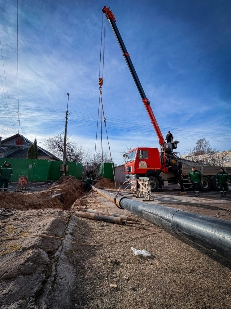 В Пскове обновили теплотрассу в районе улицы Кирсанова
