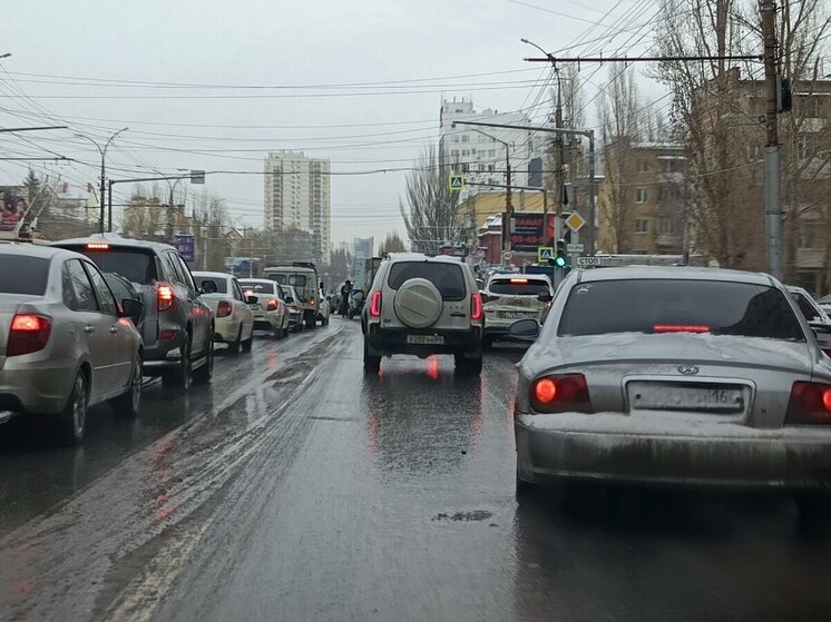 В Саратове после обеда четырехбалльные пробки