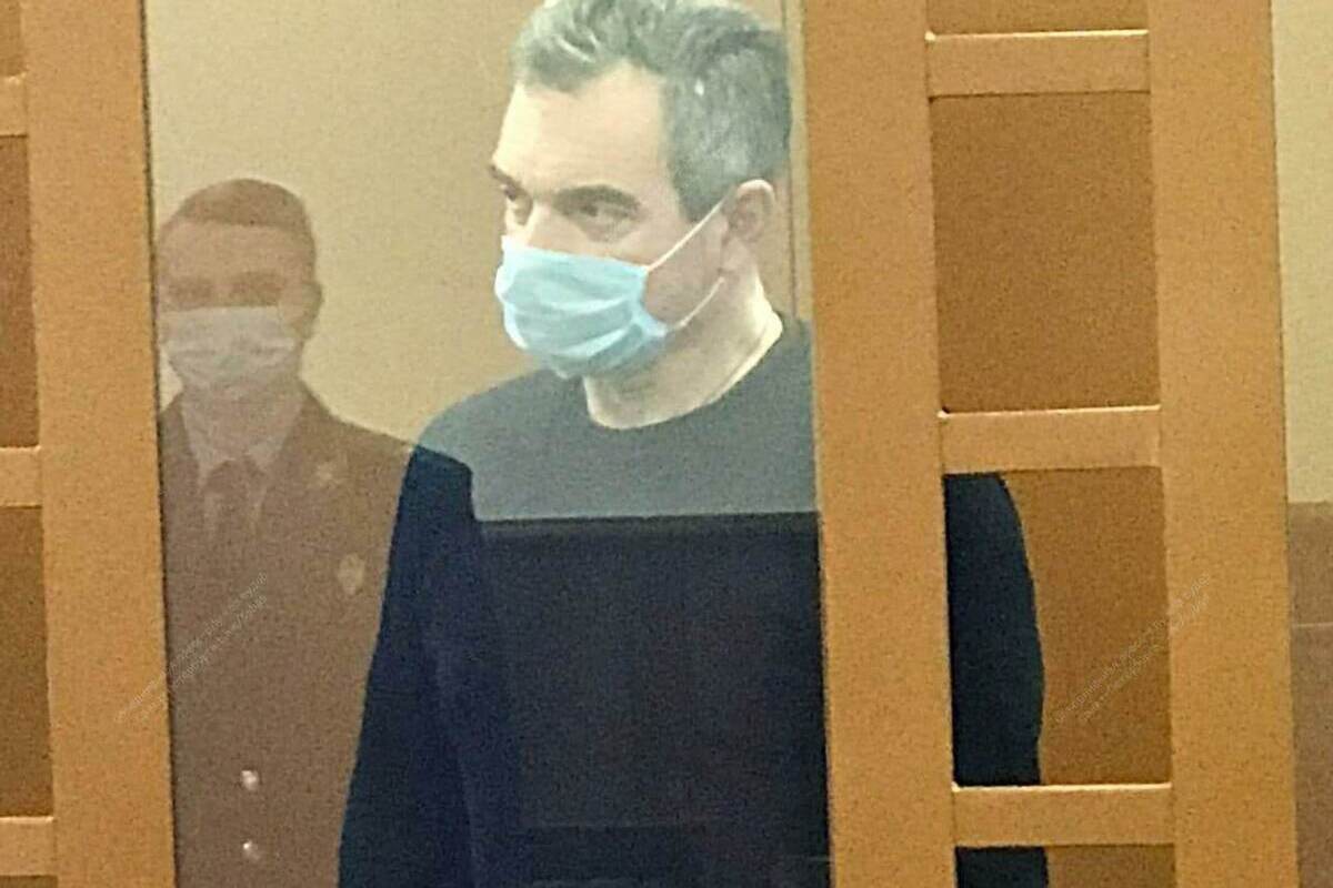 Прокурор требует отдать государству многомиллионное имущество экс-полковника из Петербурга