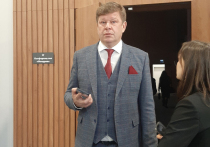Ведущий Дмитрий Губерниев сообщил, что, оказывается, всю жизнь сталкивается с проблемами из-за своего высокого роста