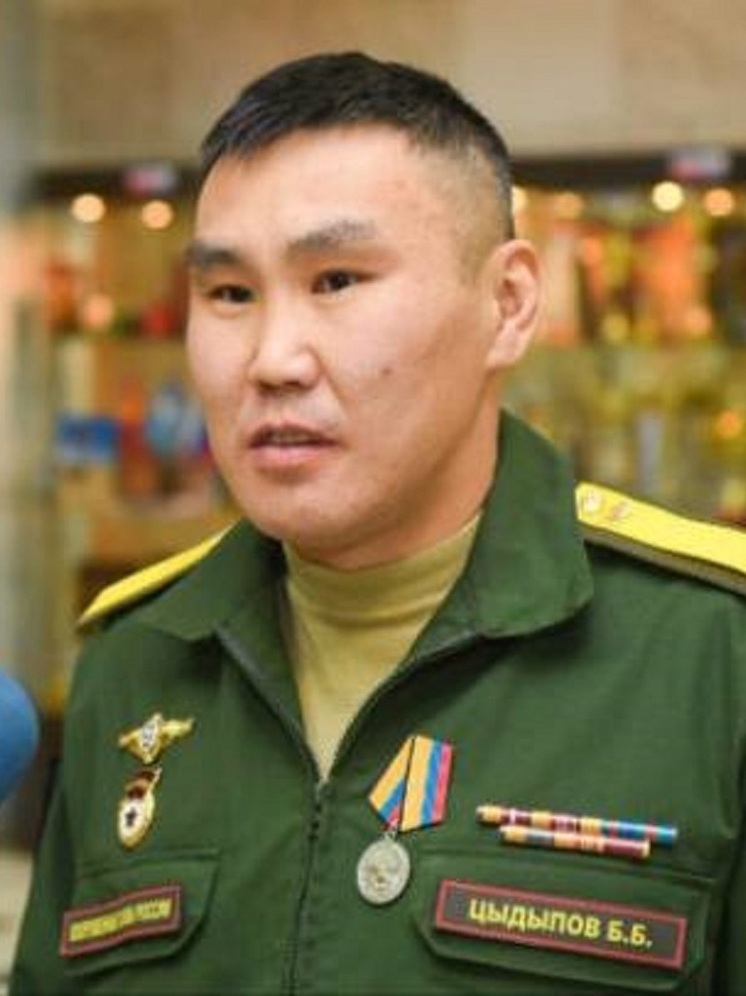 В Бурятии прощаются с погибшим от ранений дважды чемпионом мира по танковому биатлону