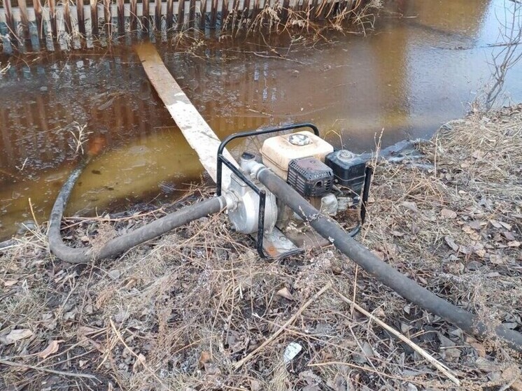 Талые воды подтопили дом в городе Забайкалья