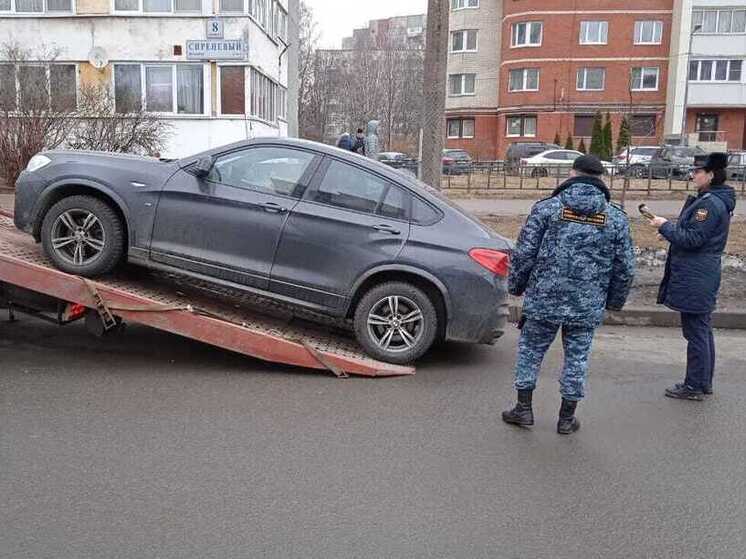 Петербурженка «налихачила» на 665 штрафов на миллион рублей