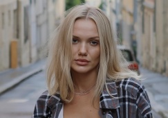 Российский голкипер Матвей Сафонов снова женился: фото красавицы-супруги футболиста