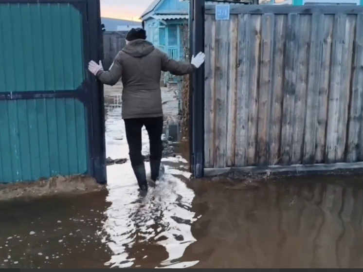 В терпящем бедствие селе в Бурятии развернули пункт временного размещения