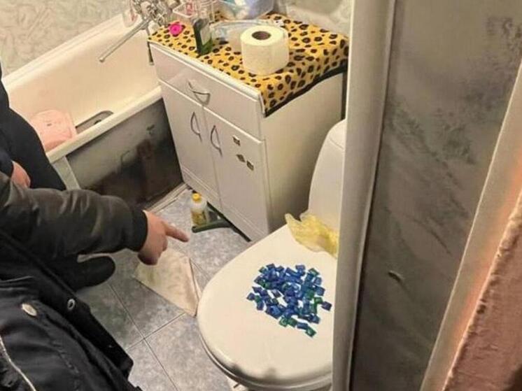В Самарской области полицейские поймали рецидивиста с наркотиками на 215 тысяч рублей
