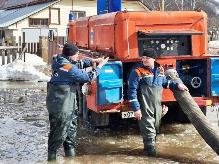  В Аше продолжается работа по откачке воды