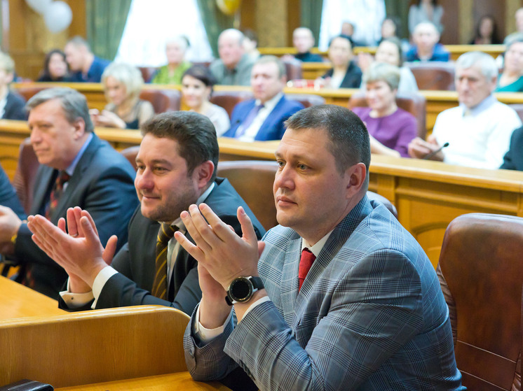 В Челябинской области обсуждают поддержку ветеранов СВО и развитие образования