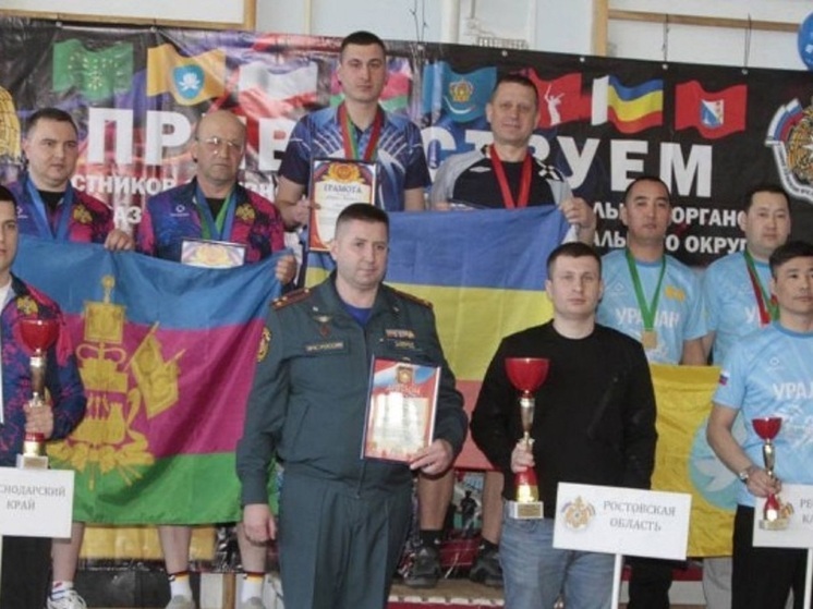 Спасатели Калмыкии стали призерами по настольному теннису юга России