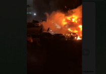 Густой черный дым, рев пламени, треск взрывающихся стекол – под такой аккомпанемент проснулись жители улицы Надибаидзе, 17 во Владивостоке