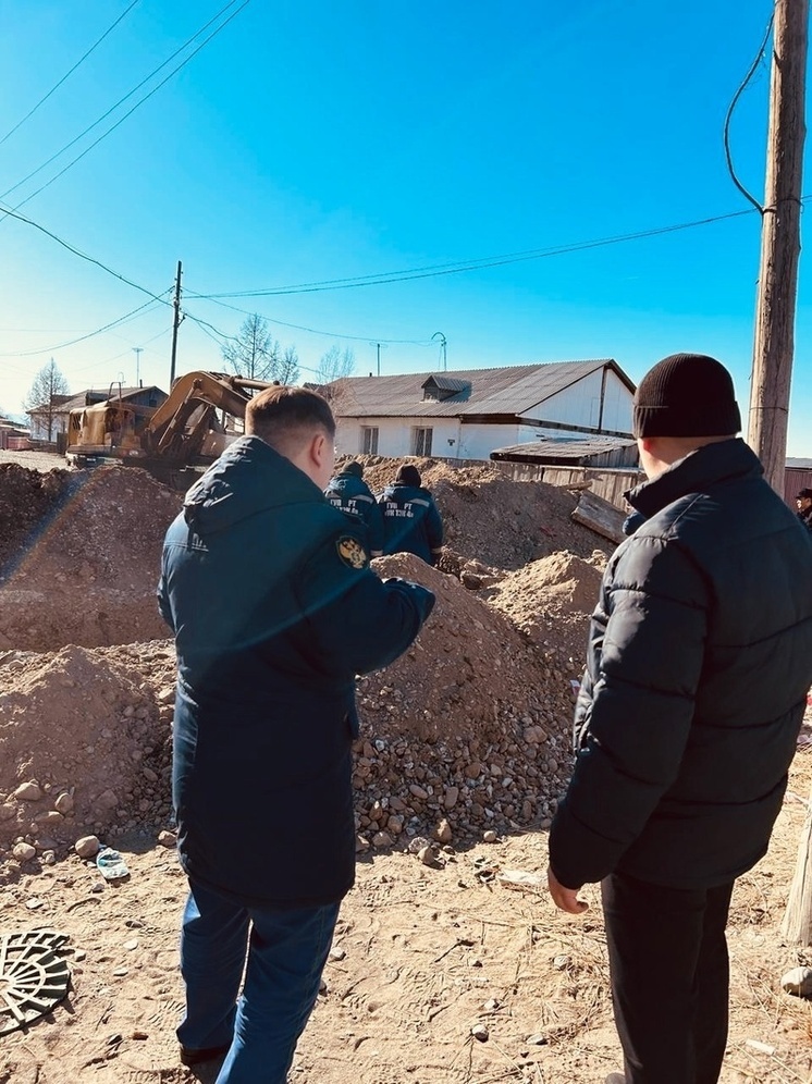 Прокуратура Тувы проводит проверку по факту прорыва трубы в Ак-Довураке