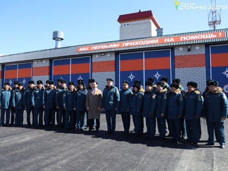 Калмыкию посетил глава МЧС России