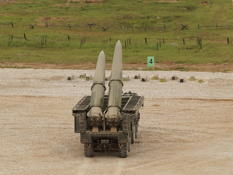 Военный Сариа сообщил об ударе хуситов ракетами по аэропорту Бен-Гурион в Израиле