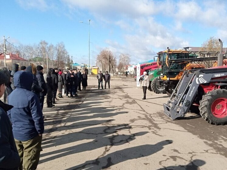 В муниципальных округах Чувашии проходят агроинженерные конференции, которые становятся важным звеном подготовки к весенне-полевым работам
