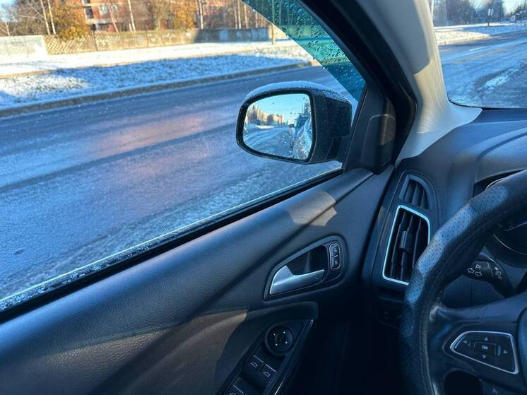 Автоинспекторы за минувшие сутки пресекли почти 3 тысячи нарушений на Новгородчине