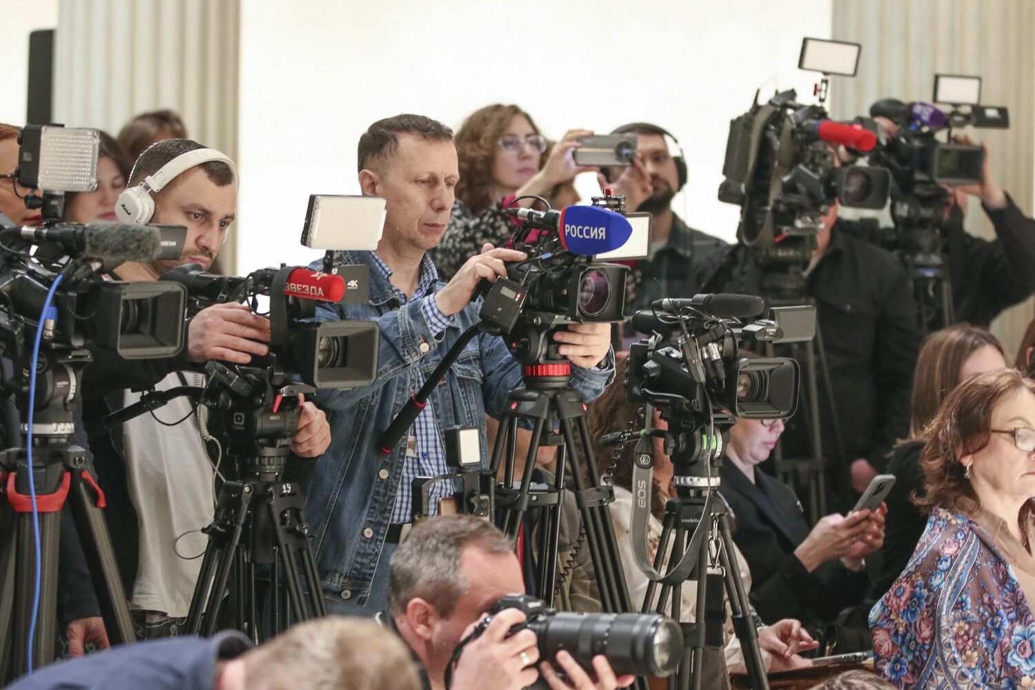 Первая пресс-конференция нового руководителя ГМИИ Пушкина: фоторепортаж 