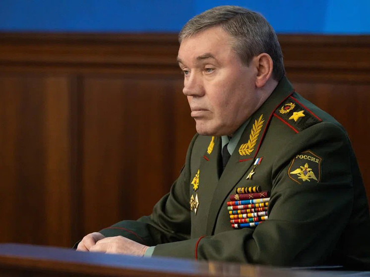 США не дали ВСУ убить Валерия Герасимова: единственная не пересеченная Америкой красная линия
