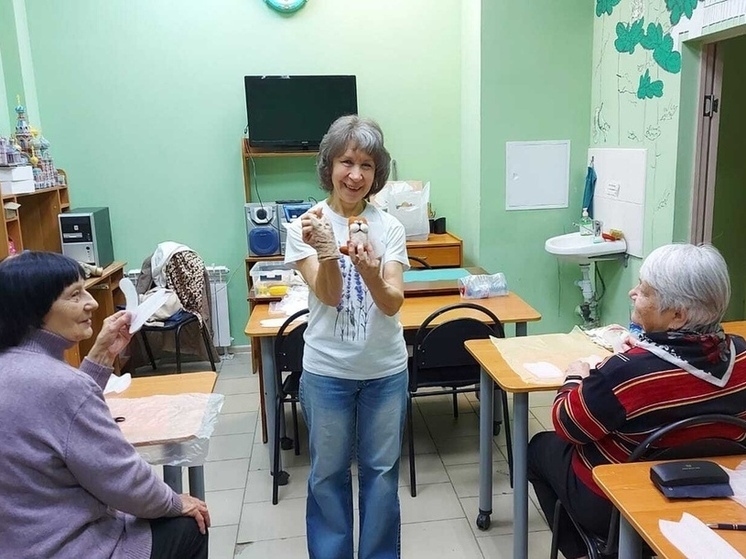 В библиотеке Протвино прошёл мастер-класс по валянию из шерсти