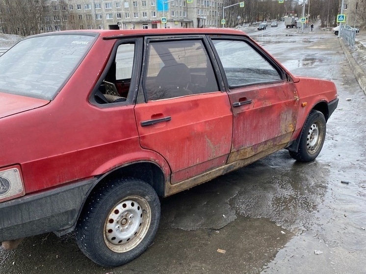 В Ковдорском округе на владельца брошенной машины могут подать в суд