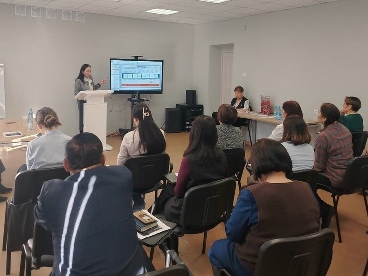 Для специалистов, работающих с инвалидами  в техникумах и колледжах, прошел семинар