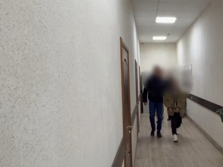 Четверо приезжих похитили земляка в Петергофе и требовали 200 тысяч за свободу