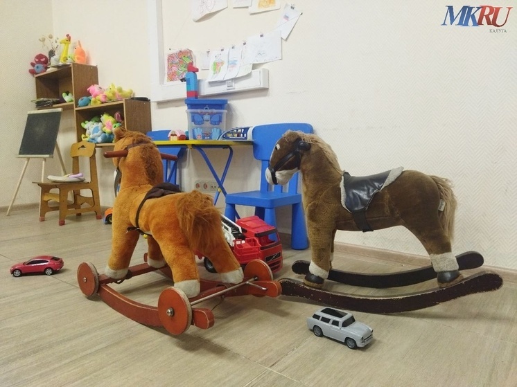 Калужским усыновителям напомнили про новые правила оформления отпуска