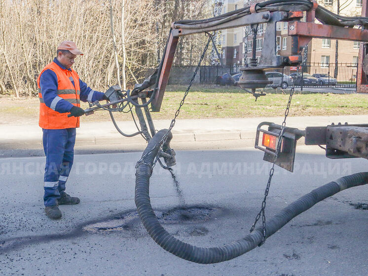 В Брянске приступили к работе асфальтовые заводы