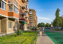 Группа «Самолет» переселит еще 150 семей в рамках реализации шестой очереди ЖК «Новое Колпино» в квартале Красный Кирпичник. Проект станет продолжением программы «Развитие застроенных территорий», реализуемой в квартале. В середине февраля Градостроительная комиссия Санкт-Петербурга под председательством вице-губернатора Санкт-Петербурга Николая Линченко согласовала реализацию этого проекта.
