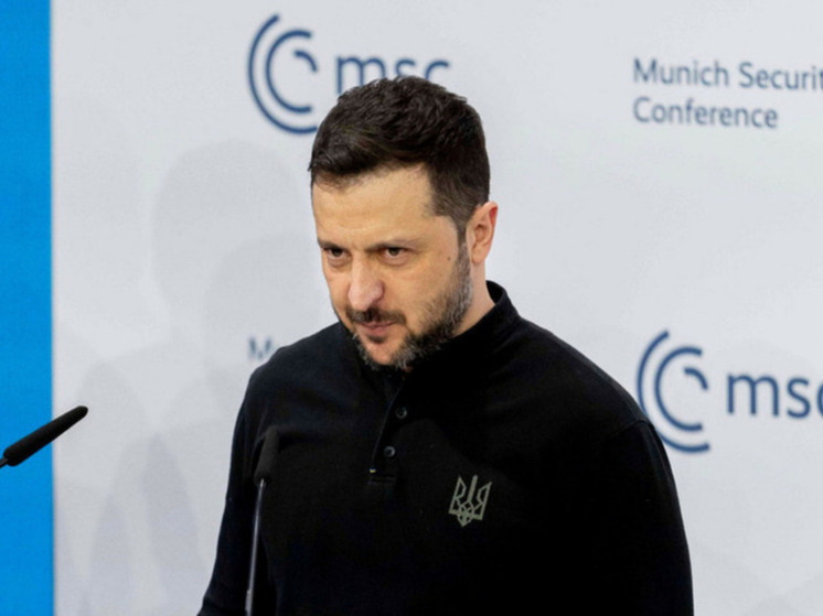  Владимир Зеленский сделал из военных кладбищ украинскую национальную идею