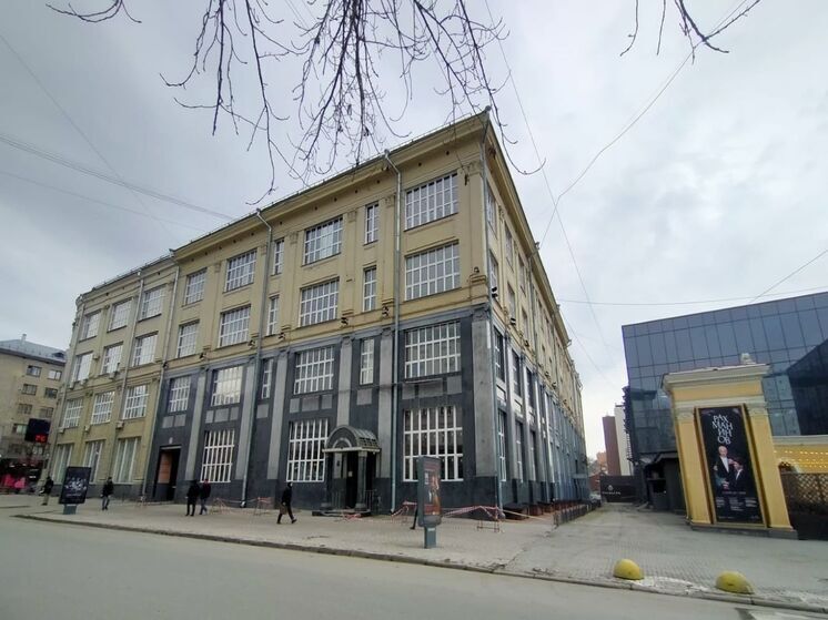 «Альфа-Банк» приобрел часть здания Главпочтамта в Новосибирске для своего офиса